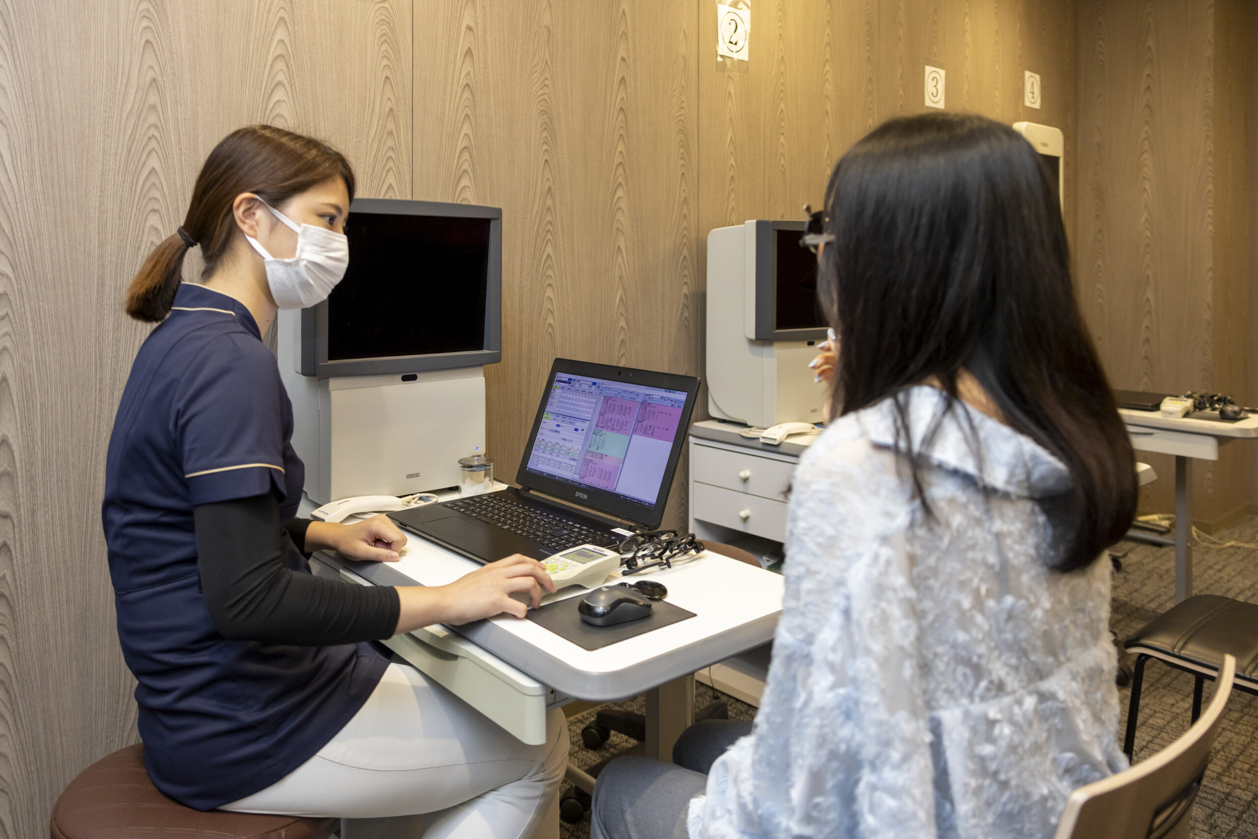 【筑後地区】単焦点と多焦点の違いは？それぞれの見え方をわかりやすく解説